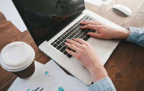 驻场开发与软件外包 深度解析两种合作模式的核心差异